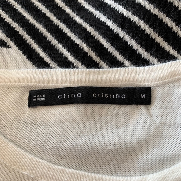 Long Sleeve Sweater Dress NWOT - Picture 4 of 5